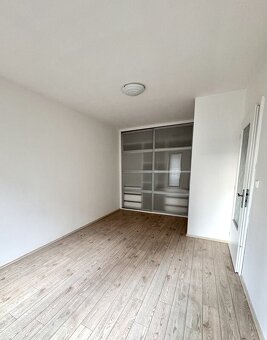 Stylové bydlení v srdci Chrudimi - pronájem bytu 2kk s teras - 17