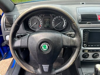 Škoda Octavia 2.0TFSI RS - 17