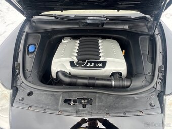 Porsche Cayenne - 17