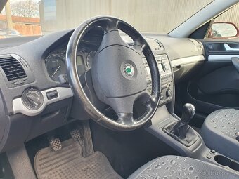 Škoda Octavia 2 combi 1.9 TDI díly - červená met. 9892 - 17
