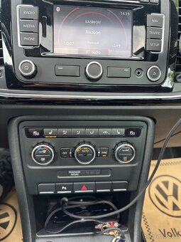 Volkswagen Beetle 1.4 TSI 2013 – Plná výbava - 17