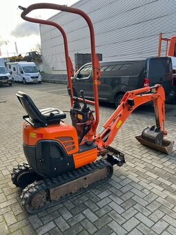 Minibagr Kubota U10 s nulovým přesahem zádě - 17