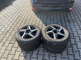 FOCUS 1.6 2011 benzín 74KW - 17