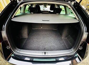 Škoda Octavia IV 1,5 TSI KOMBI 8/2025,4000km,AUTOKLIMA,LED - 17