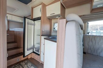 Autokaravan 2022 Bürstner IXEO 726G – Plne vybavený 🚐✨ - 17