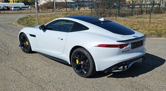 Jaguár F-type 5.0i V8 4x4 405kW 28000km - 17