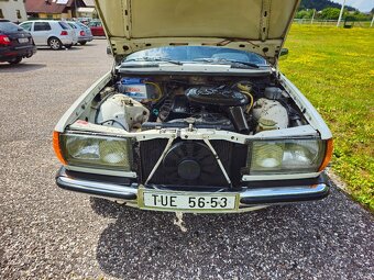 Mercedes Benz W123, 230E, piano - 17