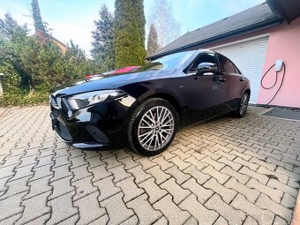 Mercedes A 250e|360|DISTR+|10,25|LED|MRT.ÚHEL|ZÁRUKA do 2028 - 17