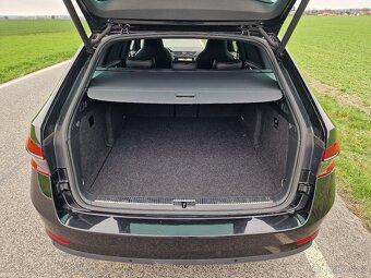 ŠKODA Superb III iV Sportline combi DSG Panorama - 17