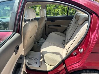 Hyundai Accent 2009 1.4i, 71kw, ČR, NOVÁ STK Servisováno, AC - 17