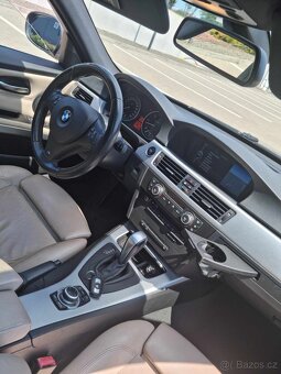 BMW E91 330D LCI 180kW 6Aut Bohata výbava - 17