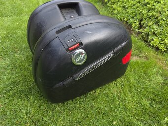 Aprilia pegaso 650 - 17