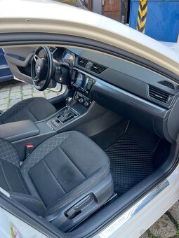 Skoda Superb III 1.6 TDI DSG - 17