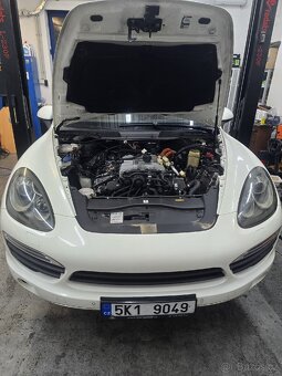 Porsche Cayenne S 3,0 Tfsi hybrid r.v.2011 Náhradní dily - 17