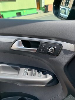 Volkswagen Touran 1.4TSI Life - 17