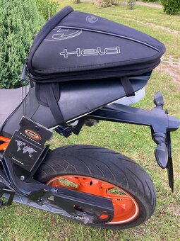 KTM RC 125 + ZDARMA nový sedlový vak a nepromok kombinéza - 17