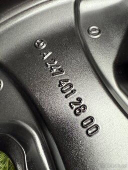 Mercedes GLB / GLA ZÁNOVNÍ LETNÍ SADA PIRELLI ORIGINÁL - 17