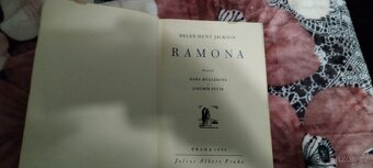 Prodej retro knih  2 + komiksy - 17