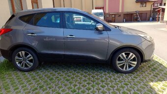Prodám Hyundai ix35 2CRDI 4x4 automat - 17