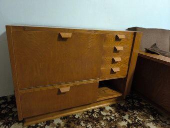 obývací stěna, židle, peřiňák, rozskládací stůl, bar - 17