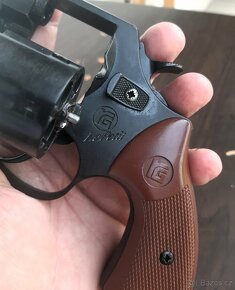 Plynový revolver Rohm RG59 Le Petit kategorie D - 17