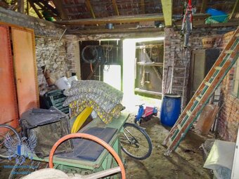 Prodej rodinného domu Vlčeves - 17