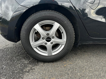 HYUNDAI i30, 1.4i, r.v. 2010 - 17