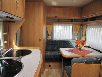 Prodám karavan Hobby 400 SF,r.v.2004 + mover + předstan. - 17