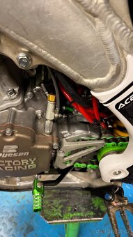 Kawasaki KX 125 af 2014(postavený v roce 2024) - 17