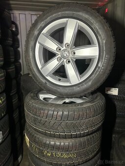 Alu kola + Pneu VW Touran II 5T 17 zimní 205/60R16 - 17