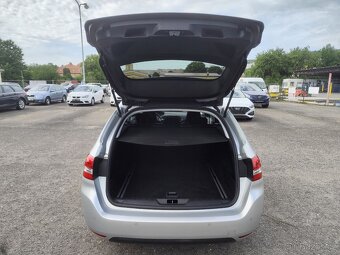 Peugeot 308SW.Allure1.6HDI.88kw.Automat.R.V.5/2017Km 154 700 - 17