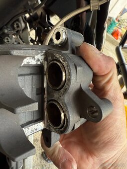 Suzuki DL 650 V-Strom - 17