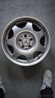 Mercedes-Benz E 270 CDi - 17