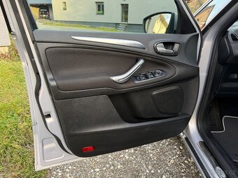 Ford S-Max 2.0TDCI.120KW,Tažné,2011,7 Míst - 17