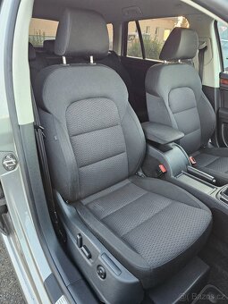 ŠKODA SUPERB 2010 2.0TDI 125kW 4x4 ELEGANCE,SENZORY,VÝHŘEV - 17