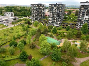 Pronájem bytu 2+kk, 55 m2 + teraca 45 m2 v Praze 3 - Žižkov, - 17