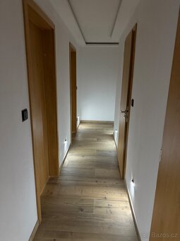 BYT-TOP EXLUZIVNÍ 3+KK+zahrada věž A 150,2 m2 - 17