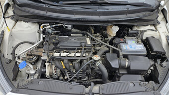 Hyunday i20 1.2i Family Space, paket GO - 17