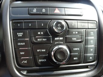 Opel Zafira 2,0 CDTI, 7 míst - 17