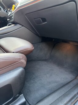 BMW 330xi xDrive Luxury - 17