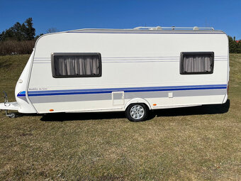 Karavan Hobby De Luxe 495 UL 2009, Předstan Isabella, TV - 17