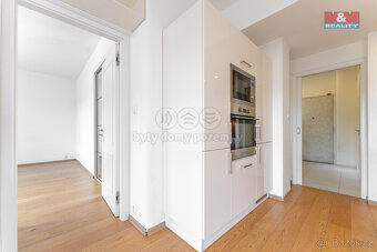 Prodej bytu 3+kk, 70 m², Praha 7, ul. Na Maninách - 17