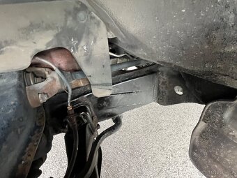 Toyota 4Runner V6 3.0 Benzin = Dovoz IT, Bez korozie = - 17