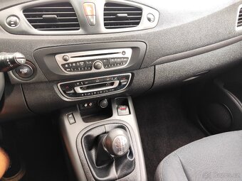 Renault Scénic III 1.6 16V 81 kW – poctivý rodinný parťák - 17