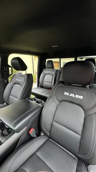 RAM 1500 5.7 HEMI NIGHT PAKIET LED ALPINE - 17