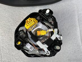 Volant VW T roc golf 7 8 passat b8 tiguan arteon touareg R - 17