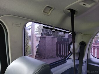Ford Galaxy 2.0 TDCI 2008 Ghia 7 míst - 17