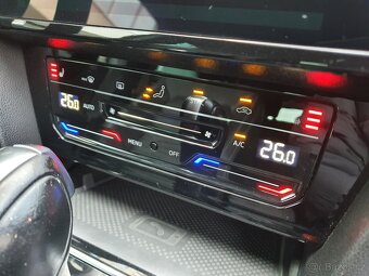 VW Passat B8 Variant 2.0TDI 110kW DSG ACC - záruka Autodraft - 17