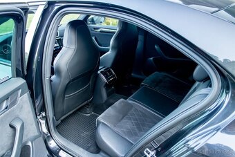 Škoda Superb / 2.0 TDI / 4x4 - 17