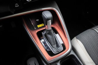 Honda HR-V E:HEV 1.5 i-MMD (2024) - 17